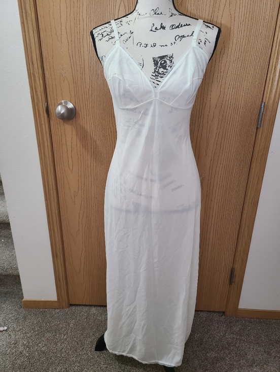 lorraine Other - Lorraine Vintage Lace Trim Nylon Slit Full Length Slip Nightgown